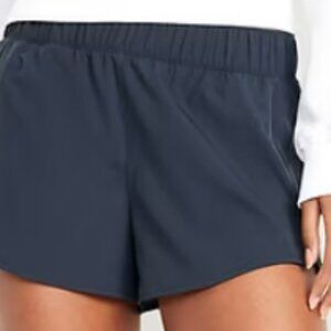 Mid-Rise StretchTech Run Shorts -- 3-inch inseam - Medium